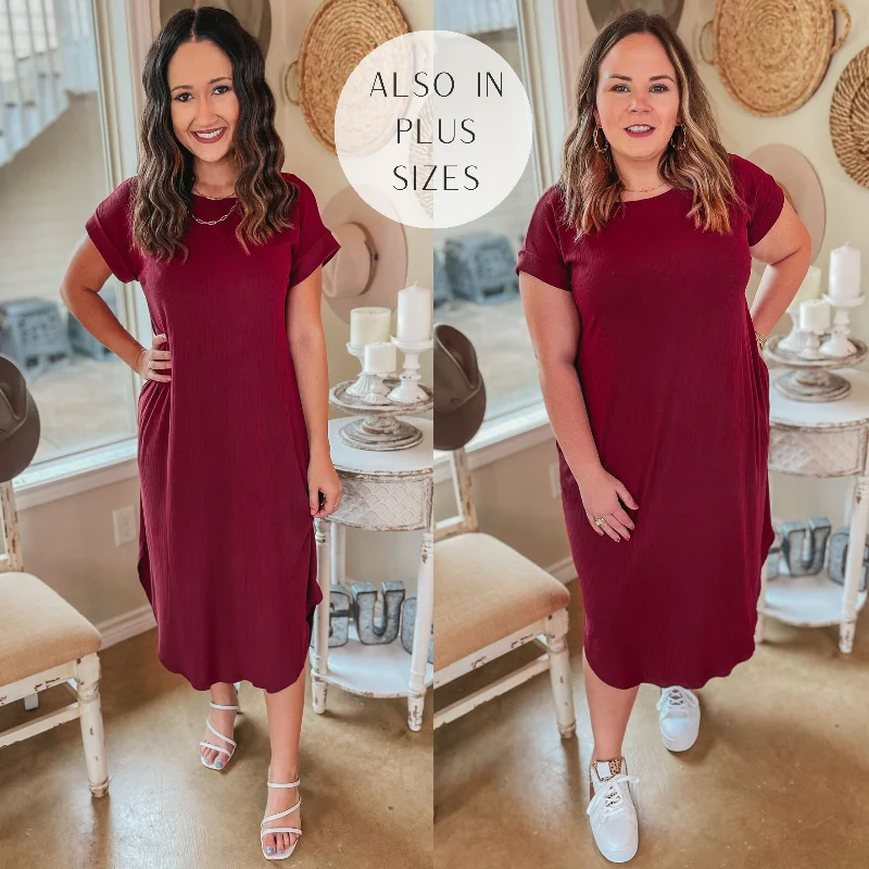 polka dot maxi dresses for summer -Last Chance Size XL | Chill Looks Short Sleeve Ribbed Midi Dress in Maroon