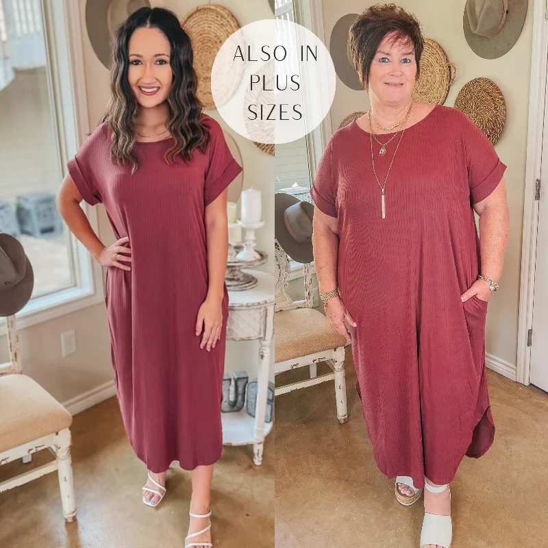 modern maxi dresses for prom -Last Chance Size XL | Chill Looks Short Sleeve Ribbed Midi Dress in Marsala