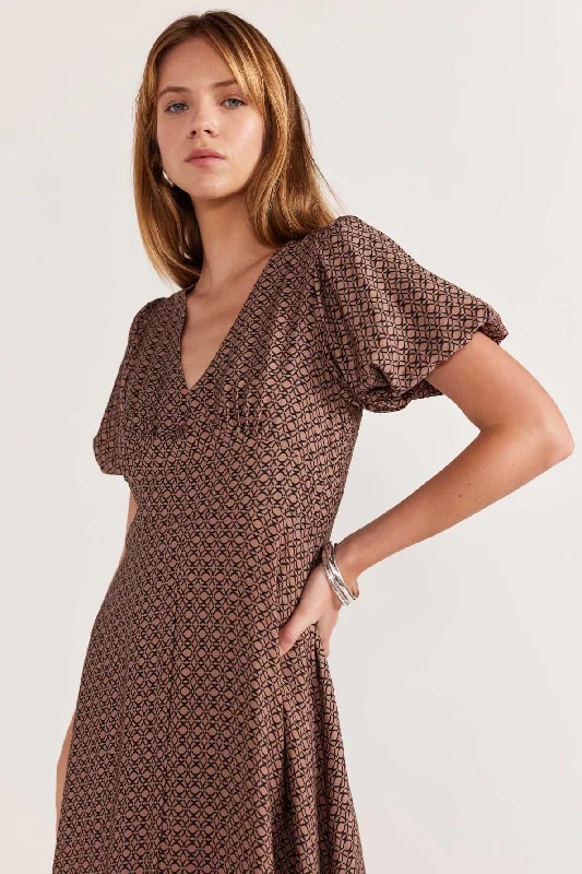 purple midi dresses for summer -Memoir Brown Geometric Print Puff Sleeve Midi Dress