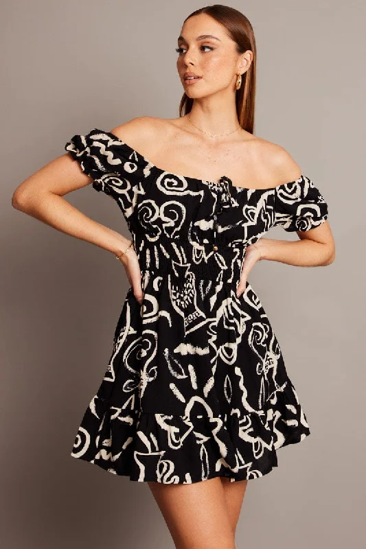 retro mini dresses for women -Black Abstract Fit And Flare Dress Mini